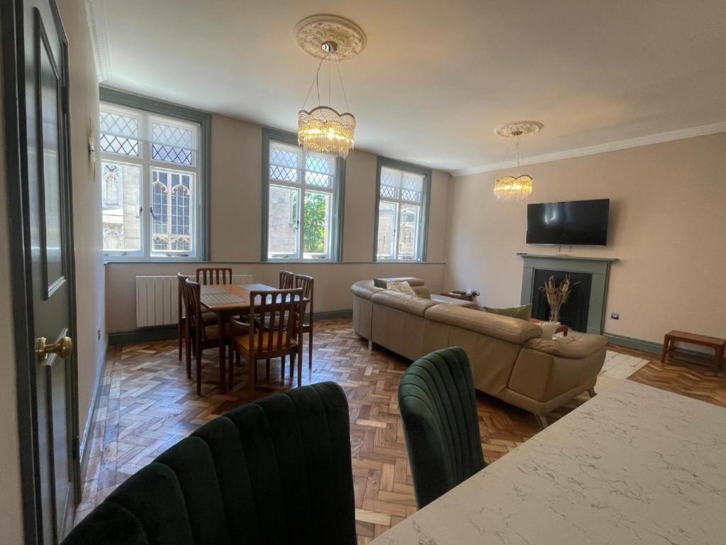 Cathedral View Apartment, Flat 4 Bury St. Edmunds Buitenkant foto